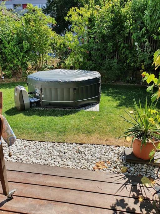 Dans Un Jardin Apartamento *